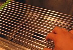 ROLL-UP DRYING RACK